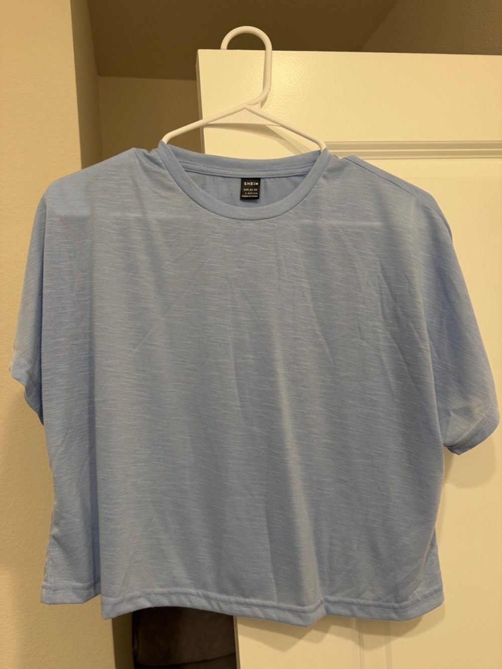 SHEIN women’s Blue Crew Neck Short Sleeve cropped Tee
